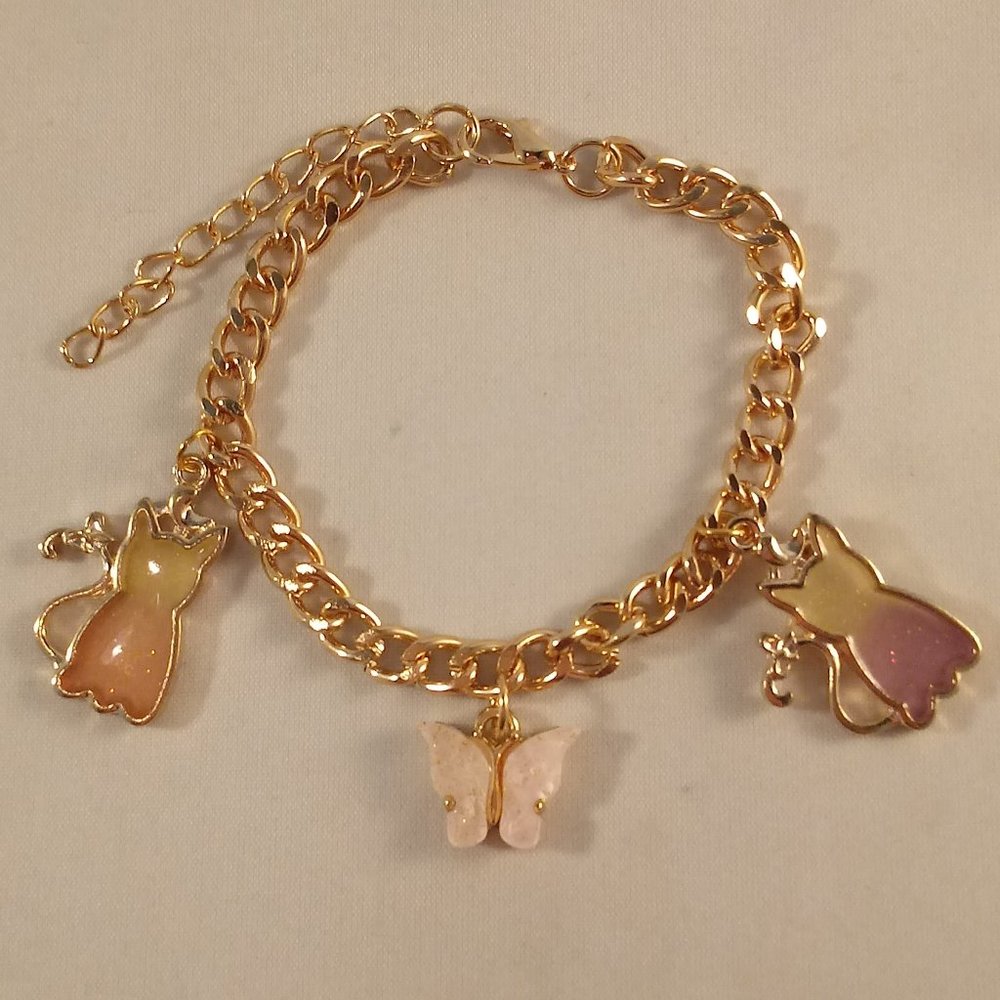 Yellow Gold Plated Mystic Cat Butterfly Charm Chain Bracelet Women's Party Gift - Picture 3 of 5